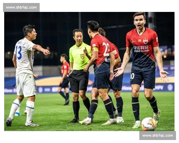 恒大对阵东方焦点之战解析赛前形势与胜负关键看点全面前瞻分析