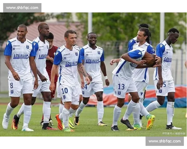 米亚尔比与厄斯特松激战正酣 比赛背后隐藏的精彩故事和战术较量